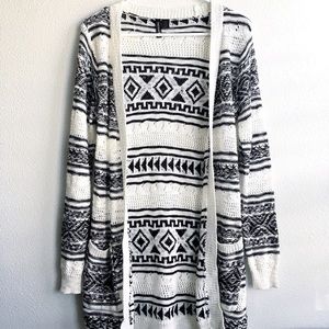 Off-White and Black Pattern cardigan